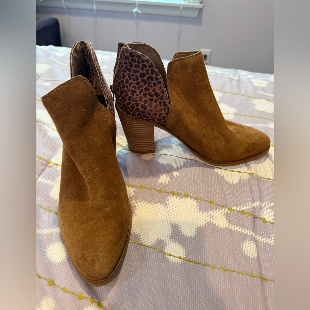 Dolce Vita Tan Suede Ankle Boots with Leopard Detail